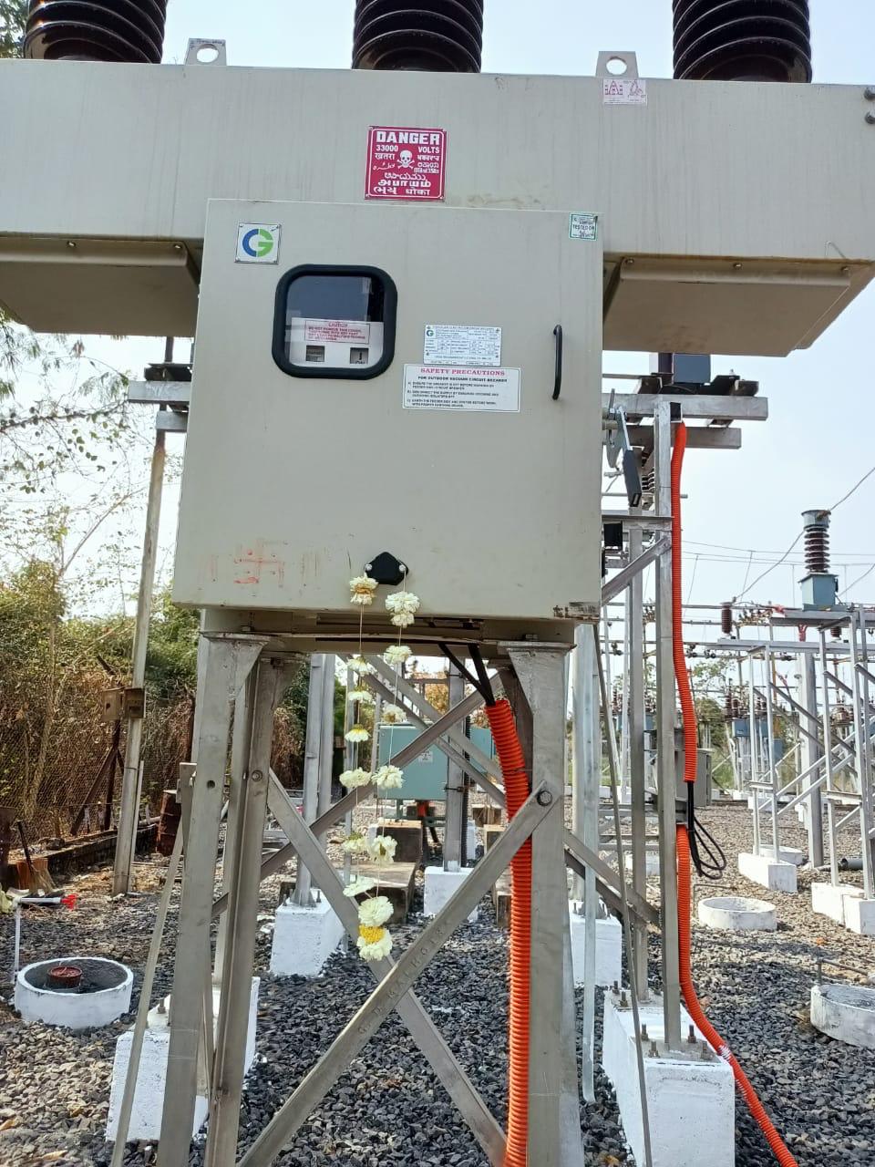 mixed vegetable salad in a mason jar.